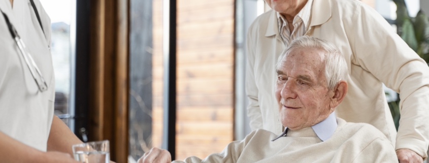 24-Stunden-Betreuung bei Parkinson: Sicherheit, Stabilität und Entlastung im eigenen Zuhause. Persönliche Beratung für Angehörige – bundesweit.
